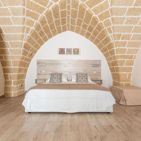 Clara Domus Bed & Breakfast กัลลีโปลี ภายนอก รูปภาพ