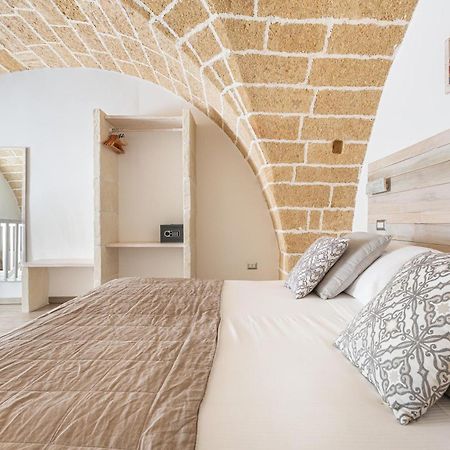 Clara Domus Bed & Breakfast กัลลีโปลี ภายนอก รูปภาพ