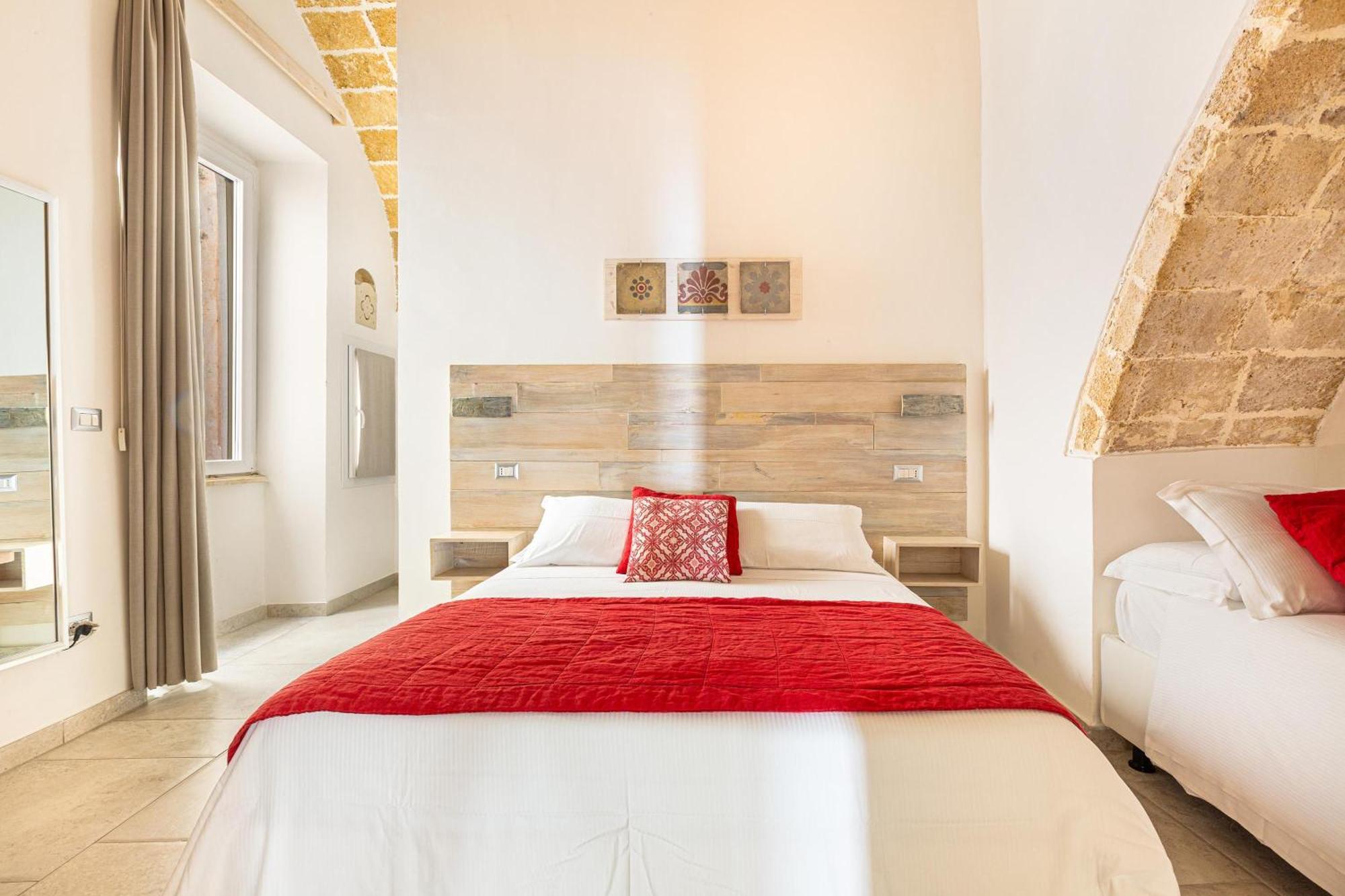 Clara Domus Bed & Breakfast กัลลีโปลี ภายนอก รูปภาพ