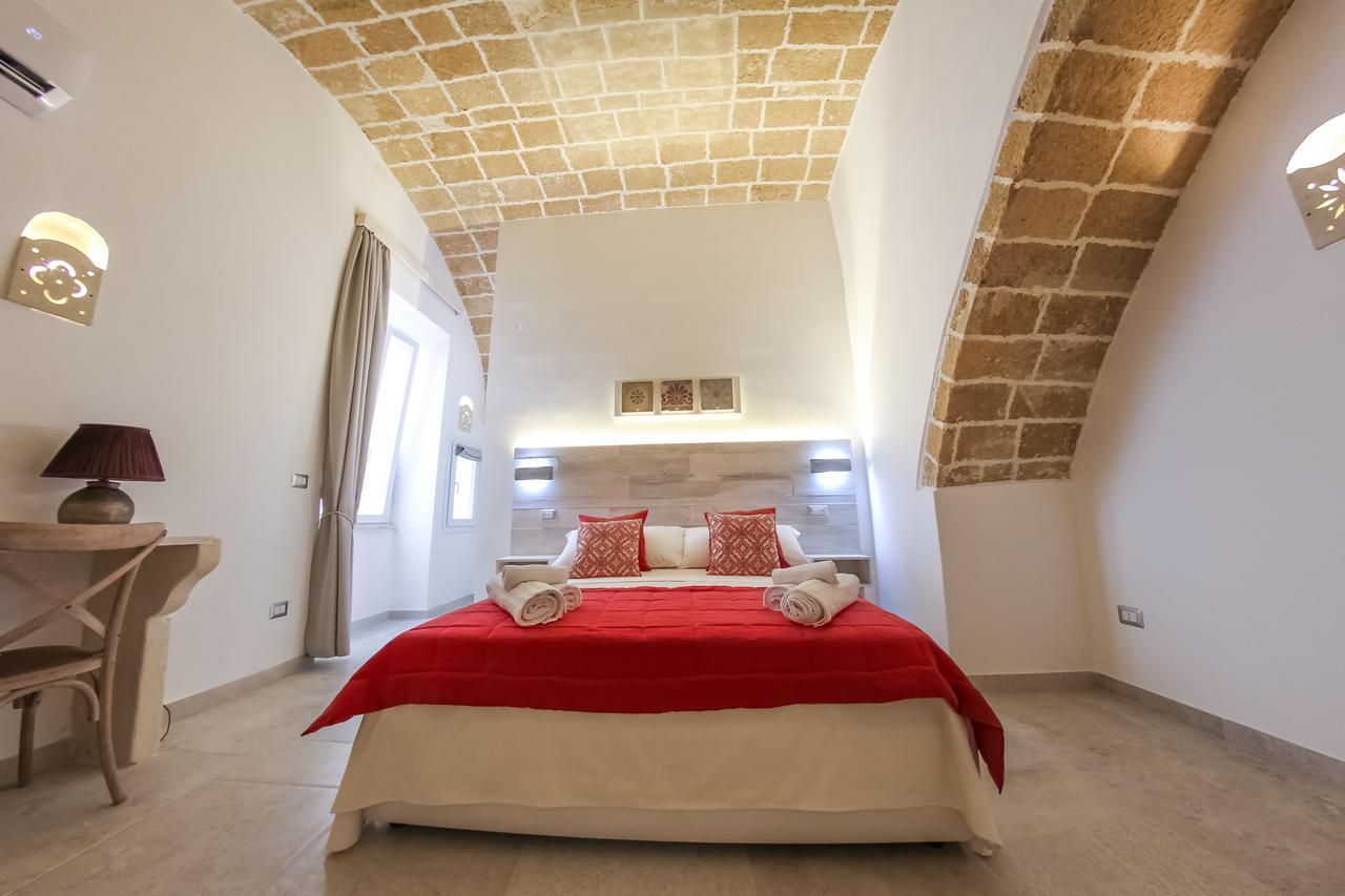 Clara Domus Bed & Breakfast กัลลีโปลี ภายนอก รูปภาพ